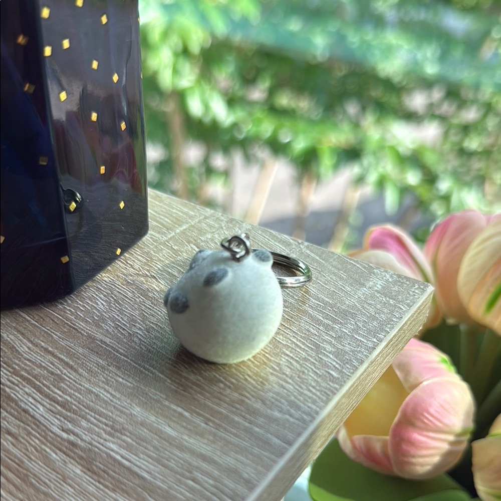 Cute Panda Keychain - Picture 3 of 4
